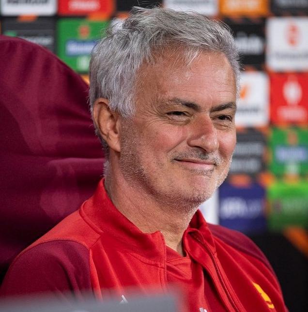 开云体验APP官网入口-转折点北京首钢豪取连胜，欧联冲刺阶段攻防权衡，媒体盛赞，资深球员宣示担当