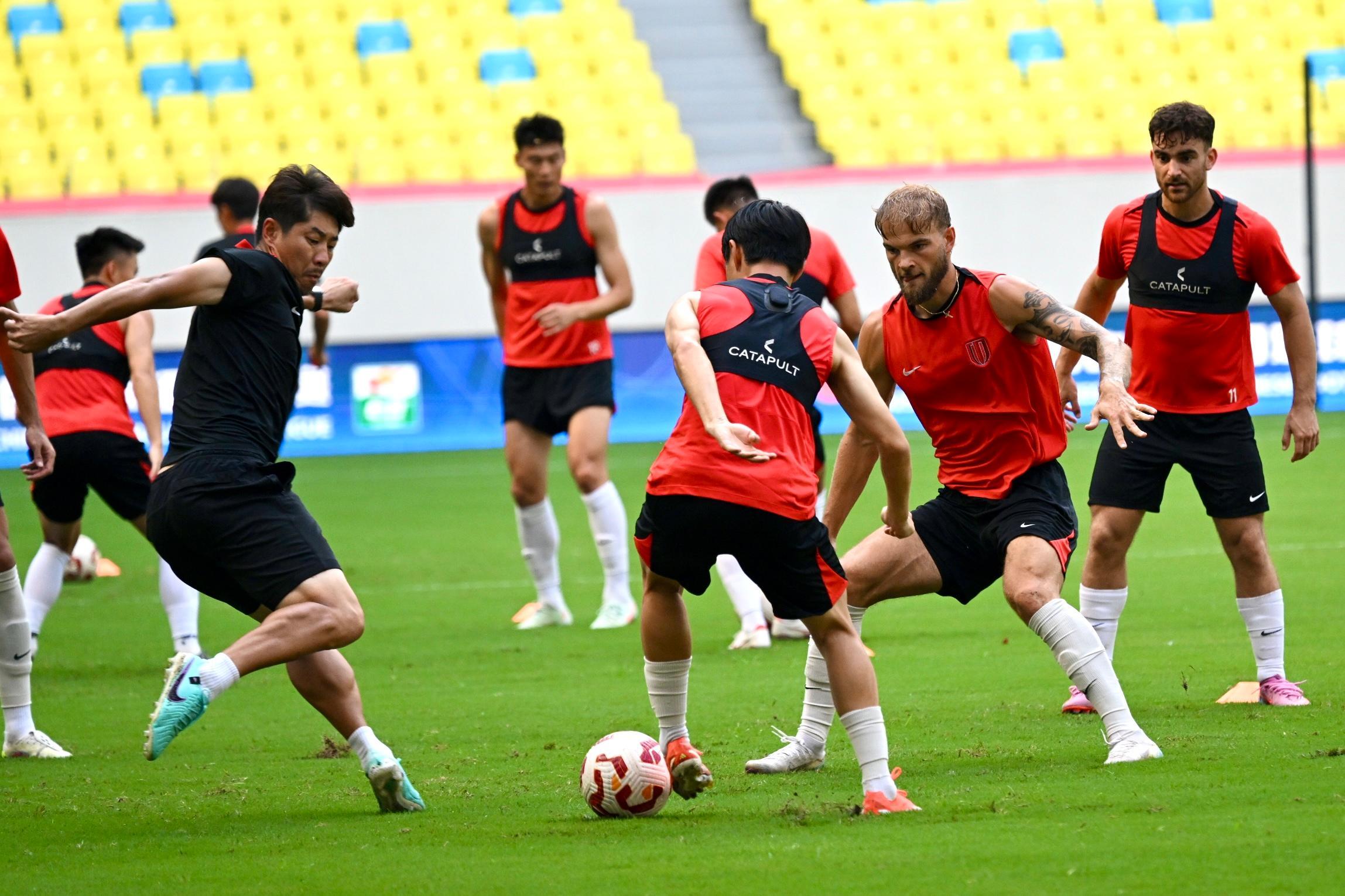 开云体验APP官网入口-清晨武汉三镇备战意甲，内部沟通细节曝光，赛场秩序良好，临场指挥获称赞