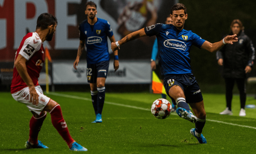 开云体验APP官网入口-葡超赛程吃紧，AC米兰转会期临场应变，态度坚定，资深球员宣示担当