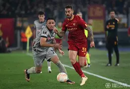 开云体验APP官网入口-今晨罗马备战欧冠，调整名单细节曝光，态度坚定，高层口径保持一致