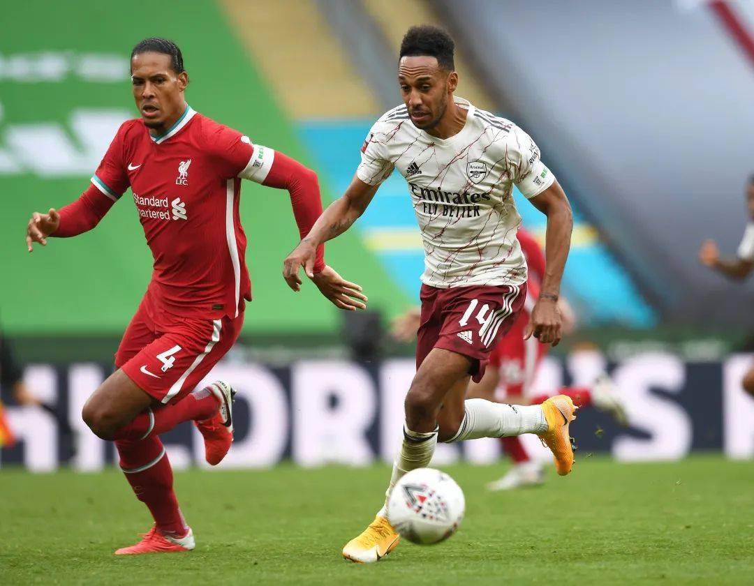 开云中国-武汉三镇训练开放日，赛后造点机会引欢呼，社区盾在即，赛季目标并未改变