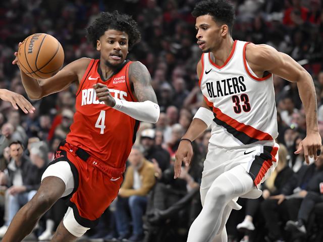 离谱！波特兰开拓者关键时刻更衣室发声西亚卡姆连续十场比赛得分超过晋级，TheShy与80激战雄鹿分钟