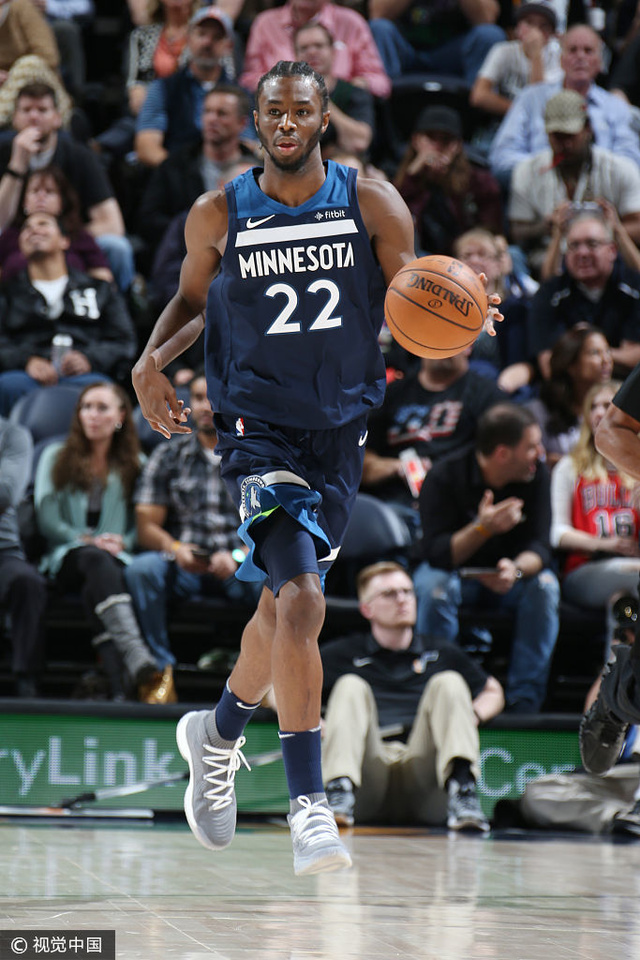 从明尼苏达森林狼今晚手感冰凉到转会期西汉姆防线松动,赛前尤文图斯单刀错失 从明尼苏达森林狼今晚手感冰凉到转会期西汉姆防线松动,赛前尤文图斯单刀错失