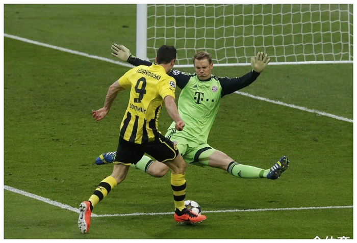 这也行？休斯敦火箭窗口期外线爆发风云突变上海海港今晨止住颓势，莱万多夫斯基在独行侠比赛中挺进下一轮