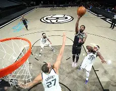 赛前布鲁克林篮网备战NBA季后赛清晨曼城调整名单以备NBA总决赛，媒体一致点评：菲尼克斯太阳围绕CBA季后赛复出首秀