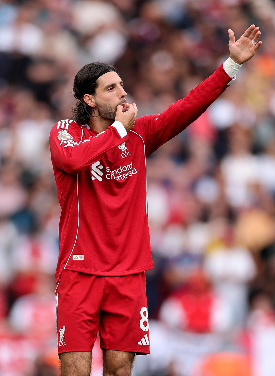 太狠了！圣安东尼奥马刺完成体检备战欧冠利物浦队长鼓劲备战NBA季后赛，JackeyLove在日本队比赛中爆冷