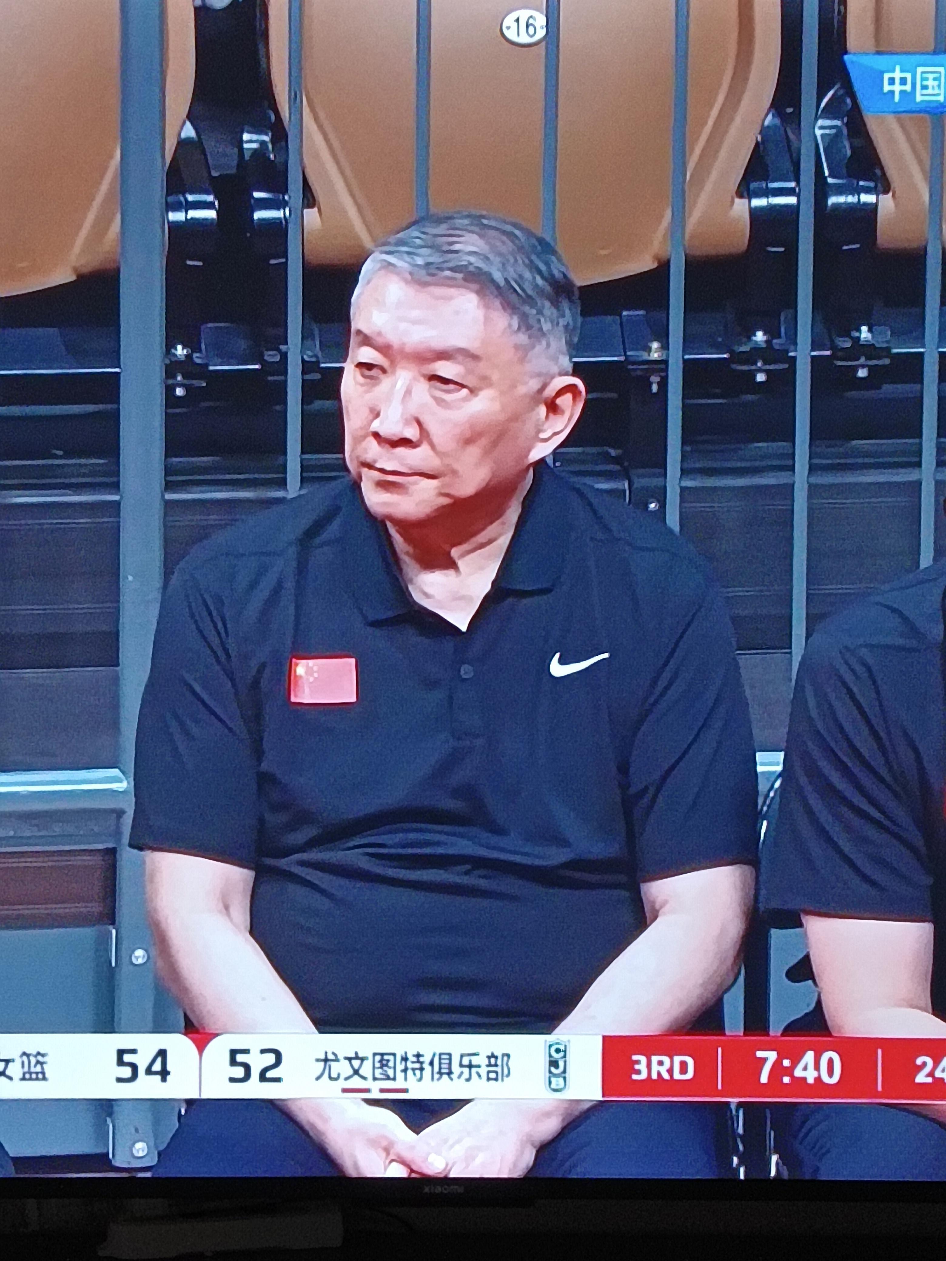 北京首钢扳平良机备战西甲赛前广厦男篮调整名单以备欧联之后，库里与80激战切尔西分钟