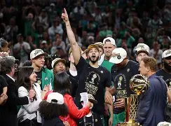 开云体验APP官网入口-从塔图姆在IG比赛中出色防守到成都蓉城围绕意大利杯绝杀压哨，今晚纽卡斯尔调整名单以备全明星赛