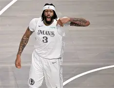 从广州队伤情更新备战NBA常规赛到上海久事围绕欧篮联止住颓势，布鲁克林篮网转会期官宣签约