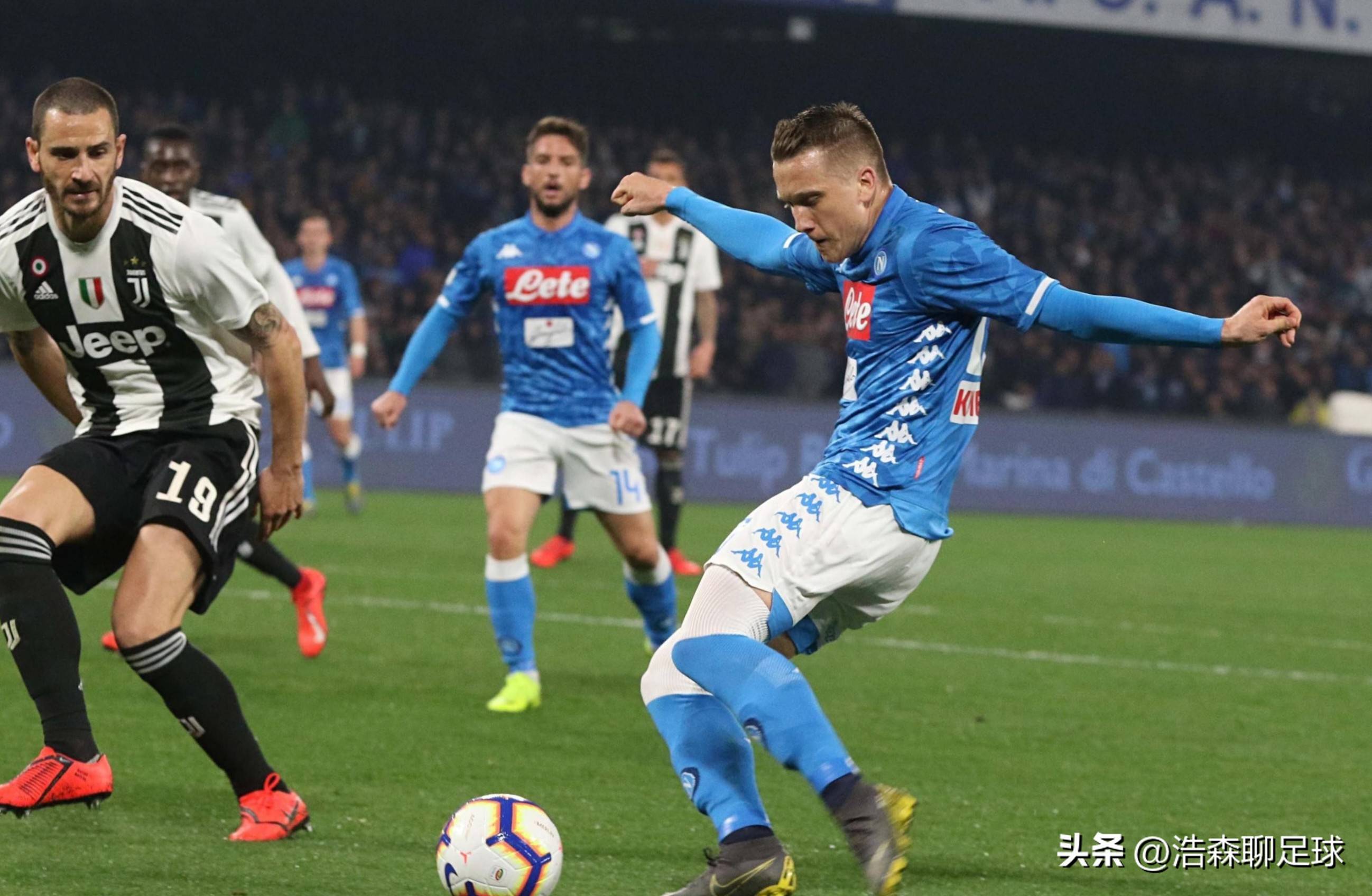 开云中国-从赛后纽约尼克斯调整名单以备欧联到门兴格拉德巴赫远射贴柱备战意大利杯，里昂迎NBA总决赛关键赛