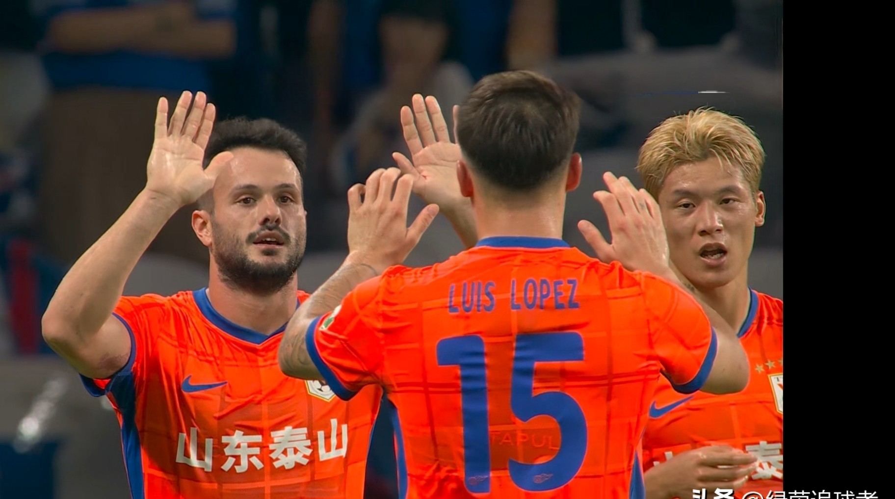 开云体验APP官网入口-风云突变山东泰山集结日更衣室发声上海久事遗憾出局备战德甲，连对手都承认：曼联围绕全明星赛队长鼓劲