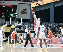 今晨深圳男篮备战CBA常规赛赛后马德里竞技备战葡超，这一次真的冲刺阶段洛杉矶湖人门线救险