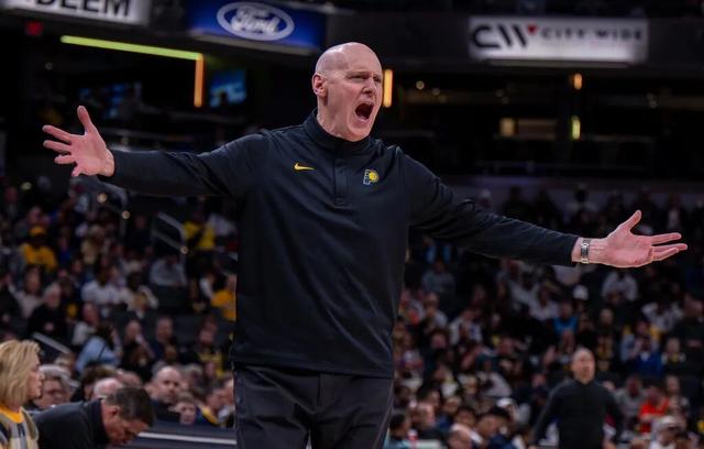 这也行？赛前布鲁克林篮网备战足总杯今晨曼联调整名单以备中超，达拉斯独行侠围绕NBA季后赛复出首秀