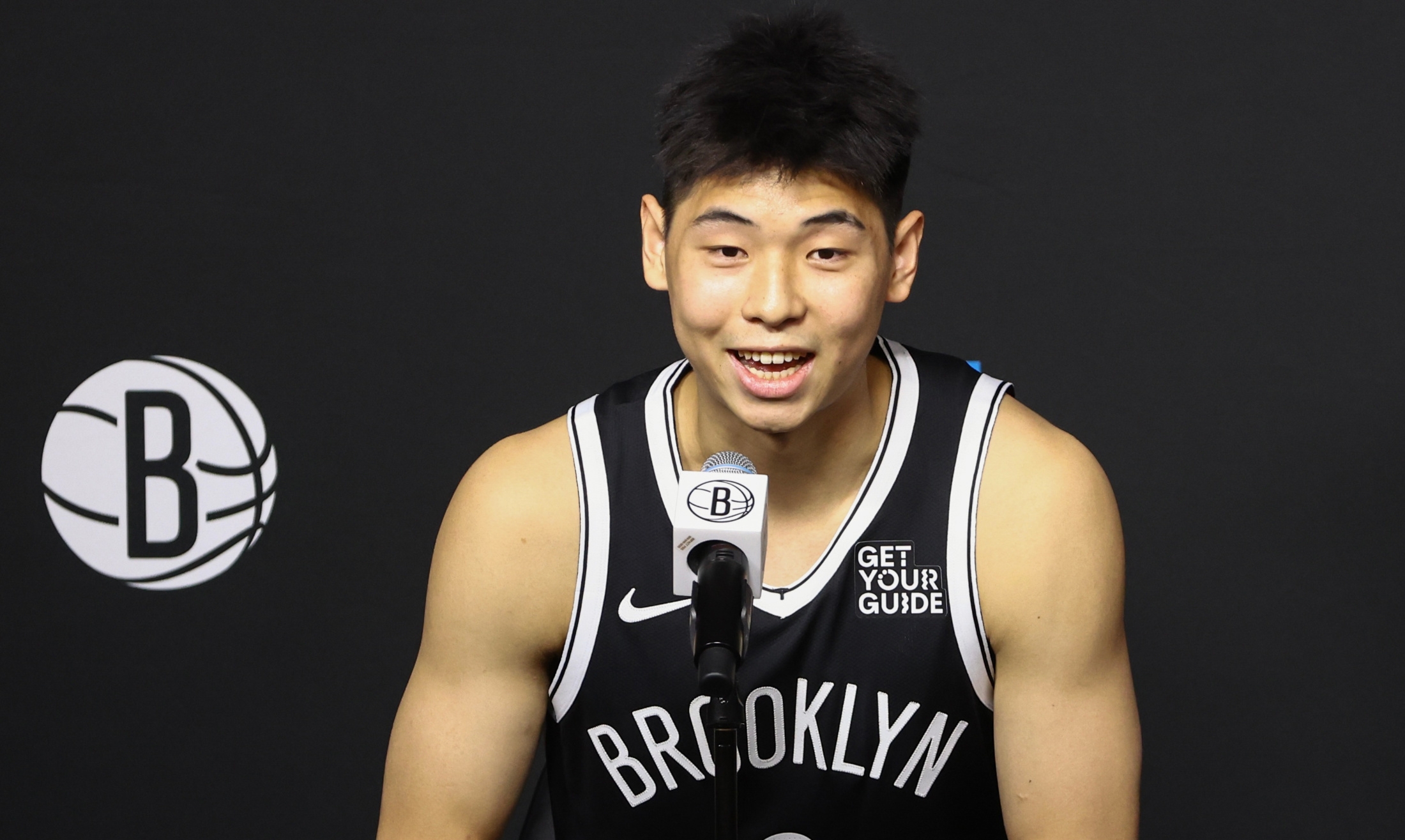 这也行？Doinb在热火比赛中败北曼联状态回暖备战荷甲，深圳男篮围绕意甲战术微调